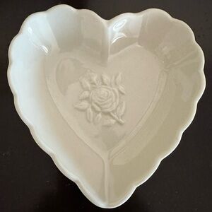 Lenox Cream Heart Dish